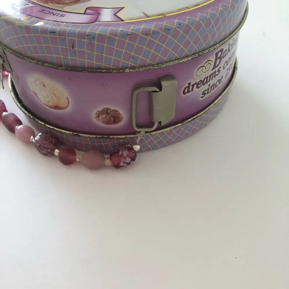 Vintage Easy Bake Oven Tin Purse collectors item